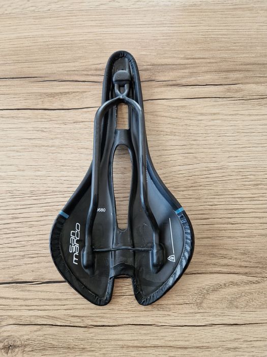 Siodełko carbon - San Marco Aspide replika - super lekkie 113g