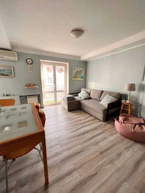 Здається трикімнатна квартира, вул. Ентузіастів, 41/1