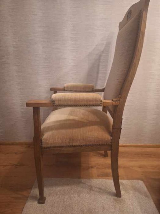 Sprzedam fotel mało używany, wygląda jak nowy