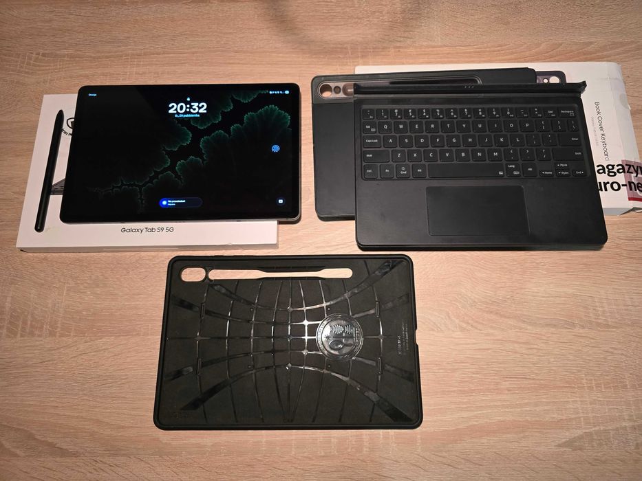 Samsung Galaxy Tab S9 5G , 256GB/12GB+ etui Book Cover Keyboard