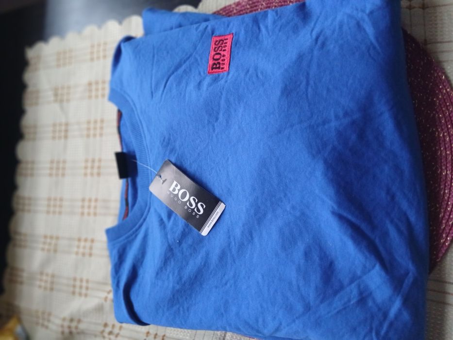 Bluza Hugo Boss niebieska i koszulka Hugo