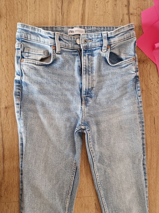 Jasne niebieskie spodnie dżinsy skinny Zara 38M