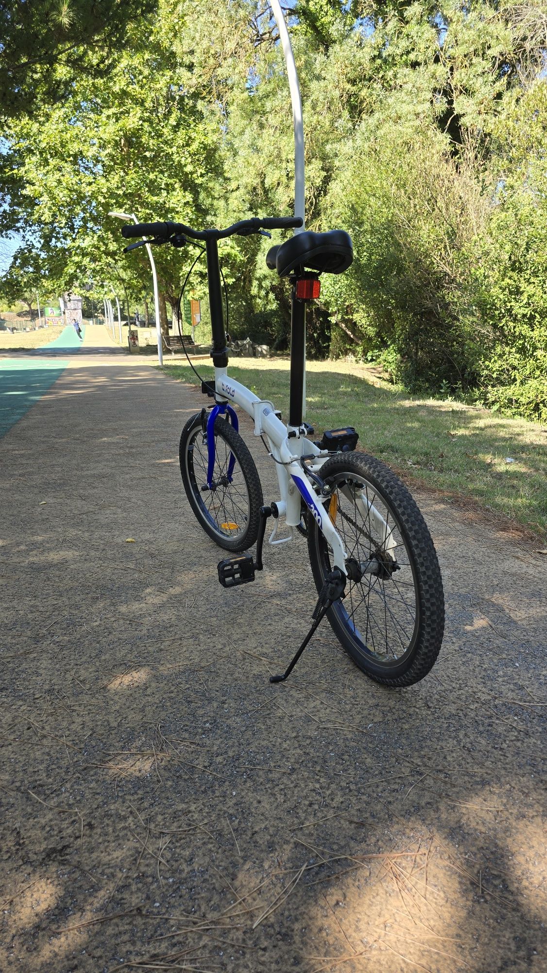 Bicicleta dobrável semi-nova