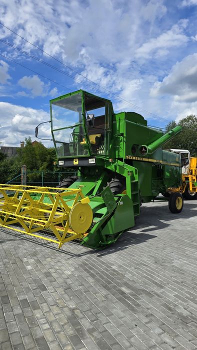 Комбайн ДжонДир952 JohnDeere952