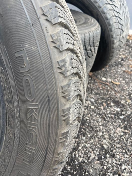 Nokia 235-60-r17 ЗИМА