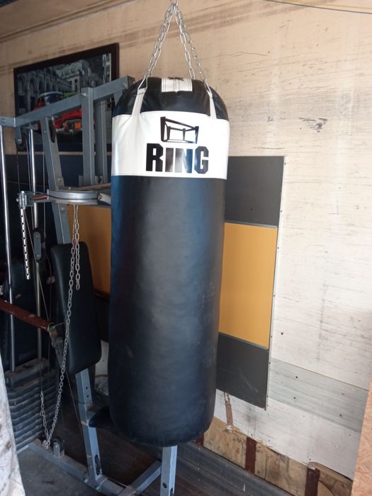 Worek bokserski i rękawice