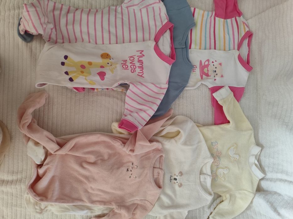 Pack Roupa Bebé Menina 03-06m (6 peças) 10€