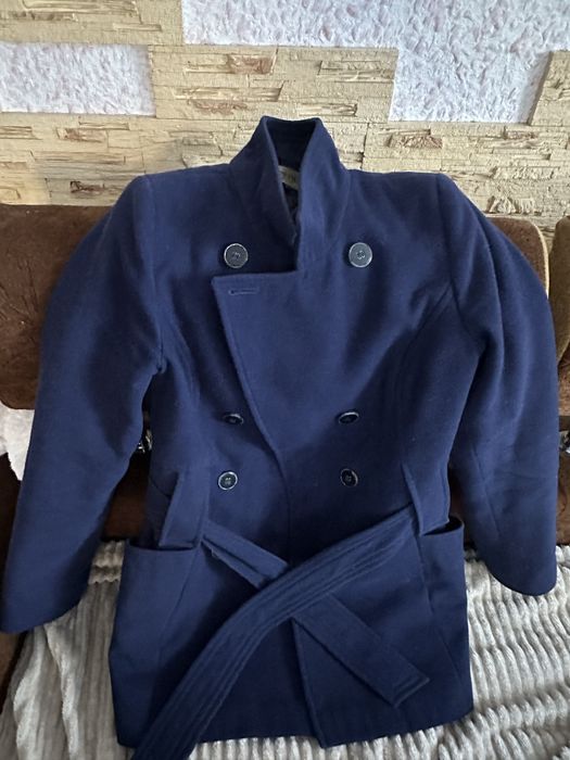 Тепле вкорочене пальто