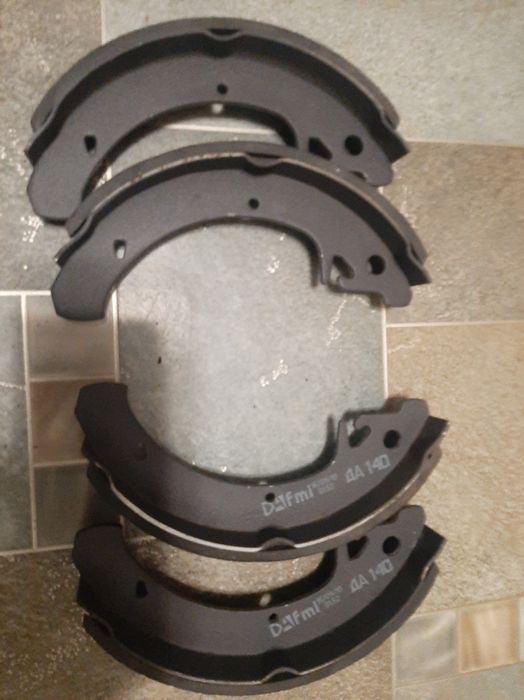 Задние колодки ваз 2108 -2115 Приора Калина