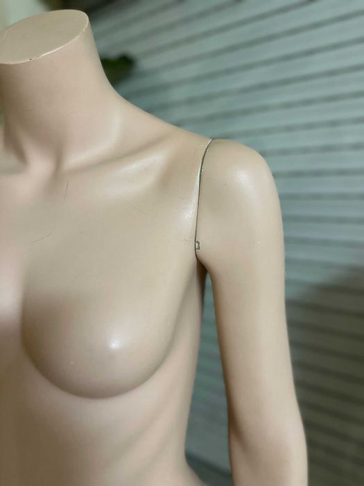 Manequim Feminino Usado