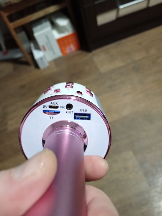 Караоке микрофон с блютуз колонкой