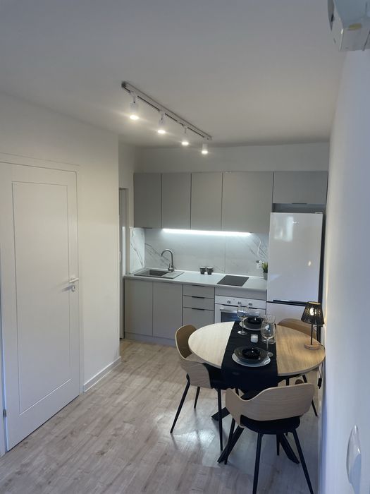 Komfortowe mieszkanie po remoncie. Bezposrednio.