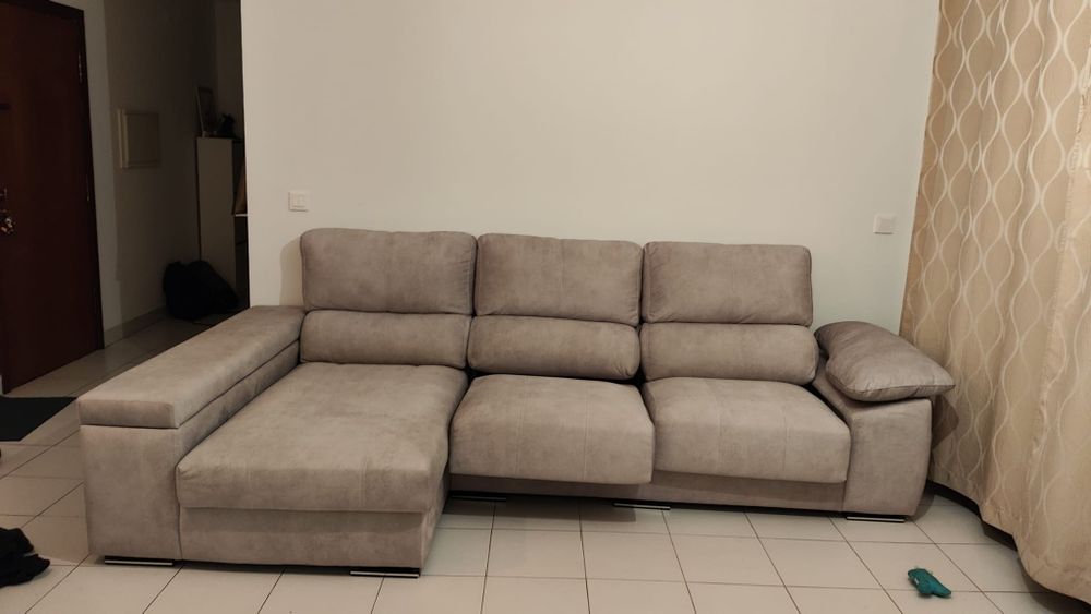 Sofá C/ Chaise Lounge Semi-Novo