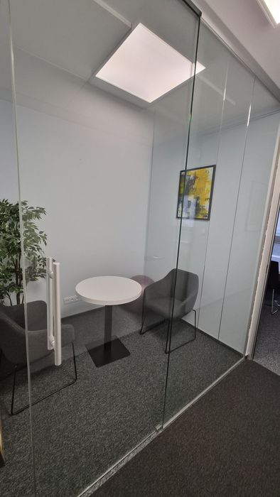 Drzwi szklane przesuwne do biura