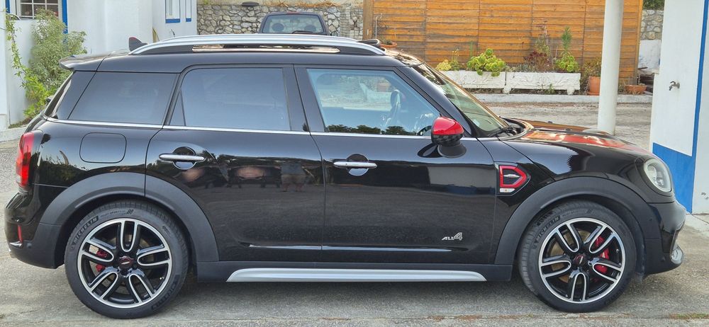 Mini countryman john cooper works ( jcw )