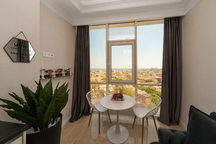 Сдам стильную квартиру в центре города 17 Жемчужина на Асташкина