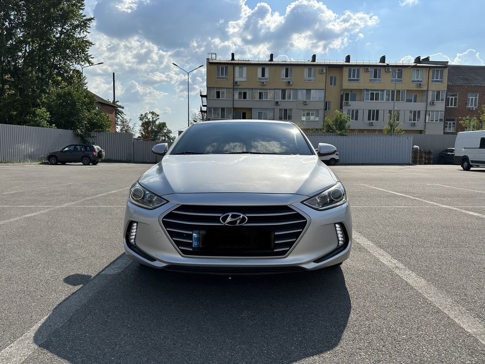 Hyundai Elantra SEL Plus