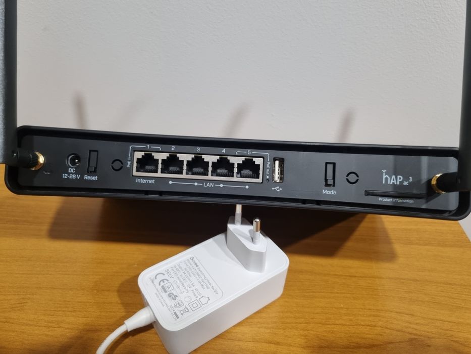 Router MikroTik hAP ac3 z zasilaczem