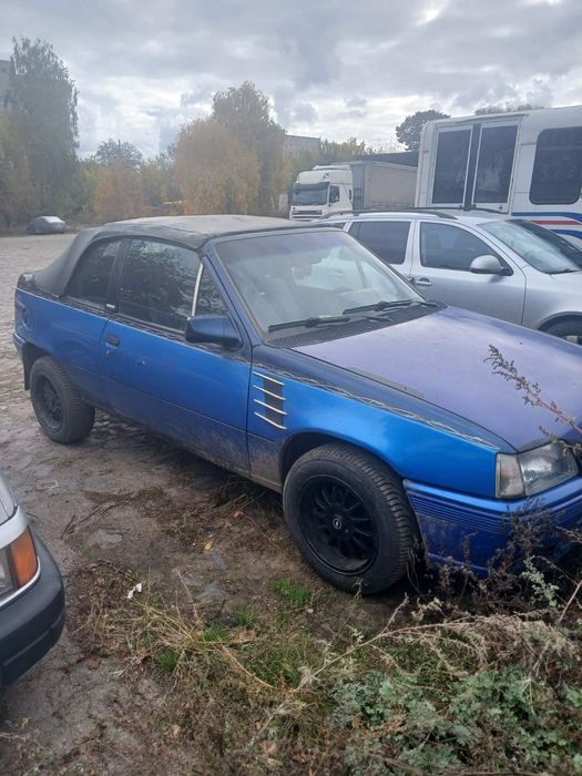Opel Kadett Cabriolet 1.3 1985 р