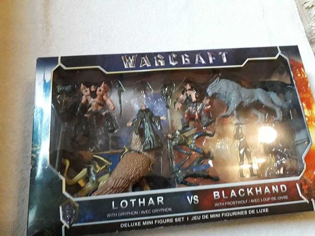 Duże figurki z bajek Warcraft.