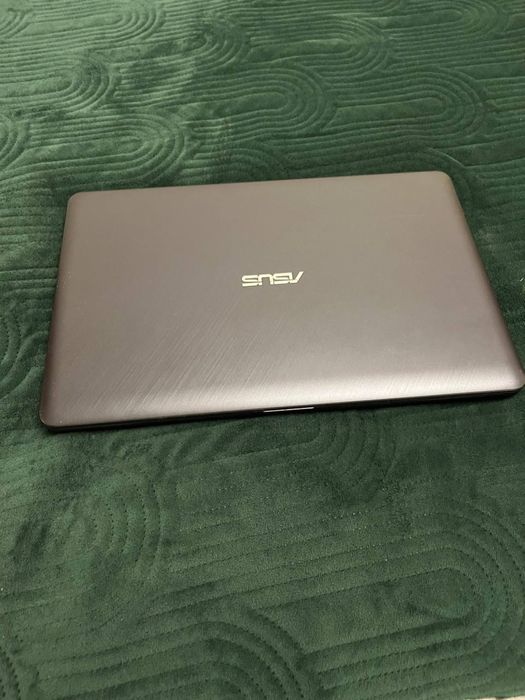 Ноутбук. Asus x543m