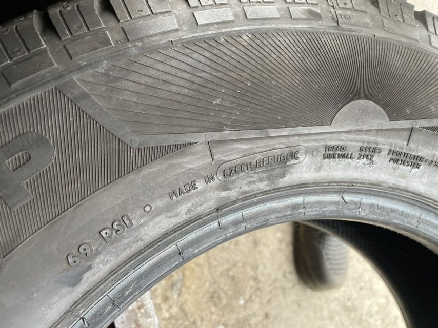 215/70 R15C Continental комплект літніх шин