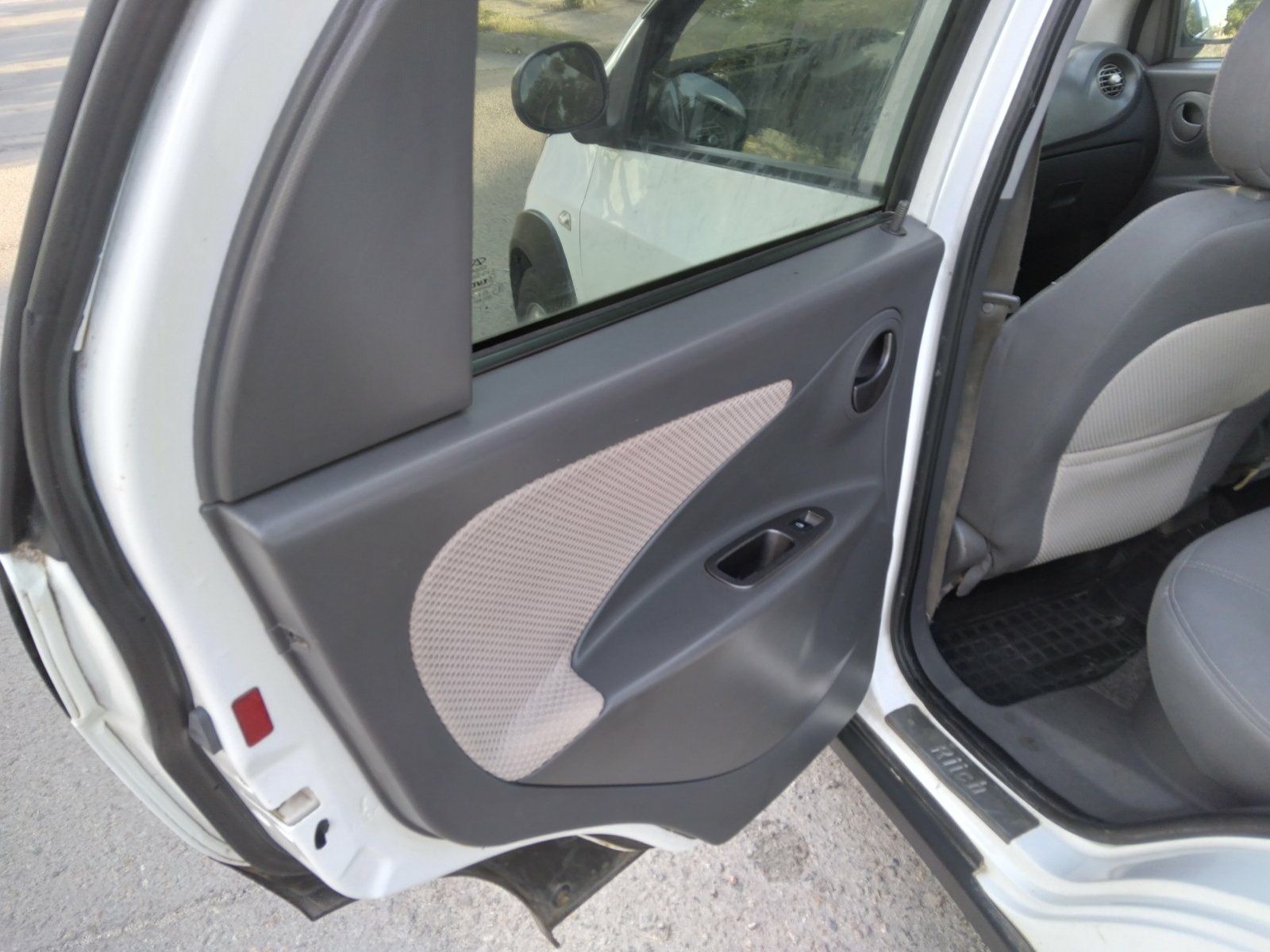 Продам Chery Beat