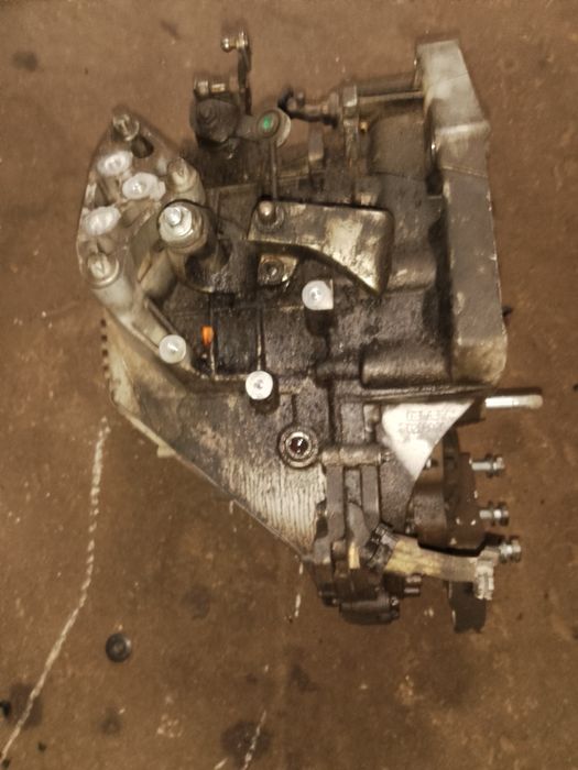 Fiat Doblo 2 skrzynia 6 biegów.