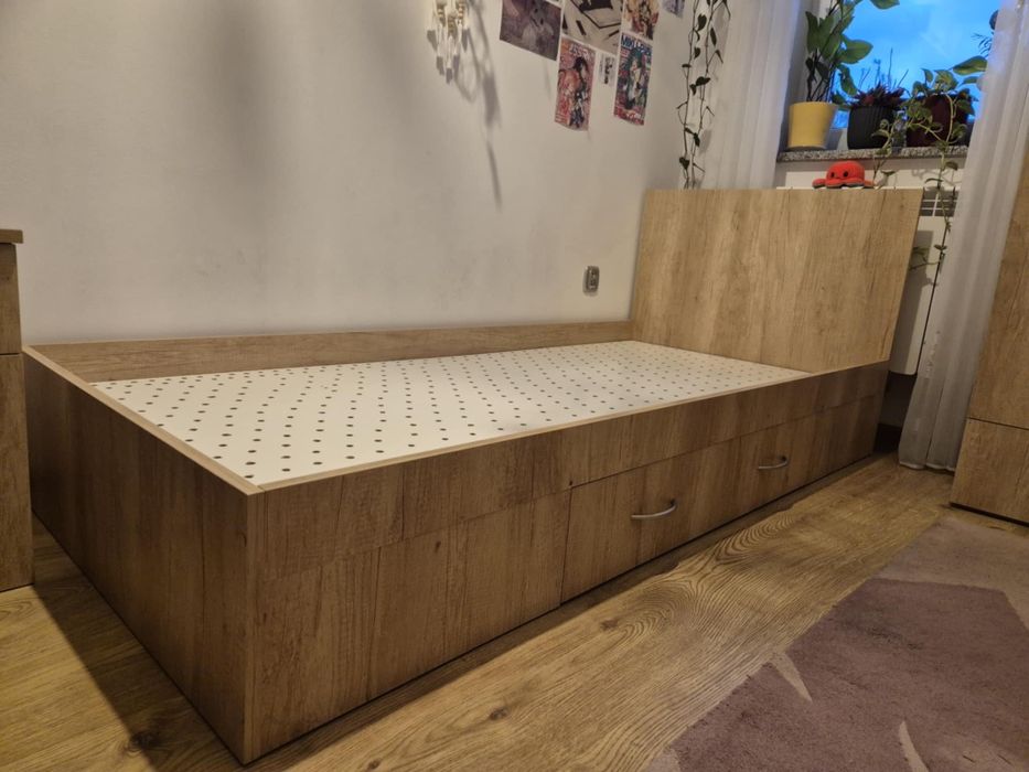 Sprzedam łóżko 90x 200