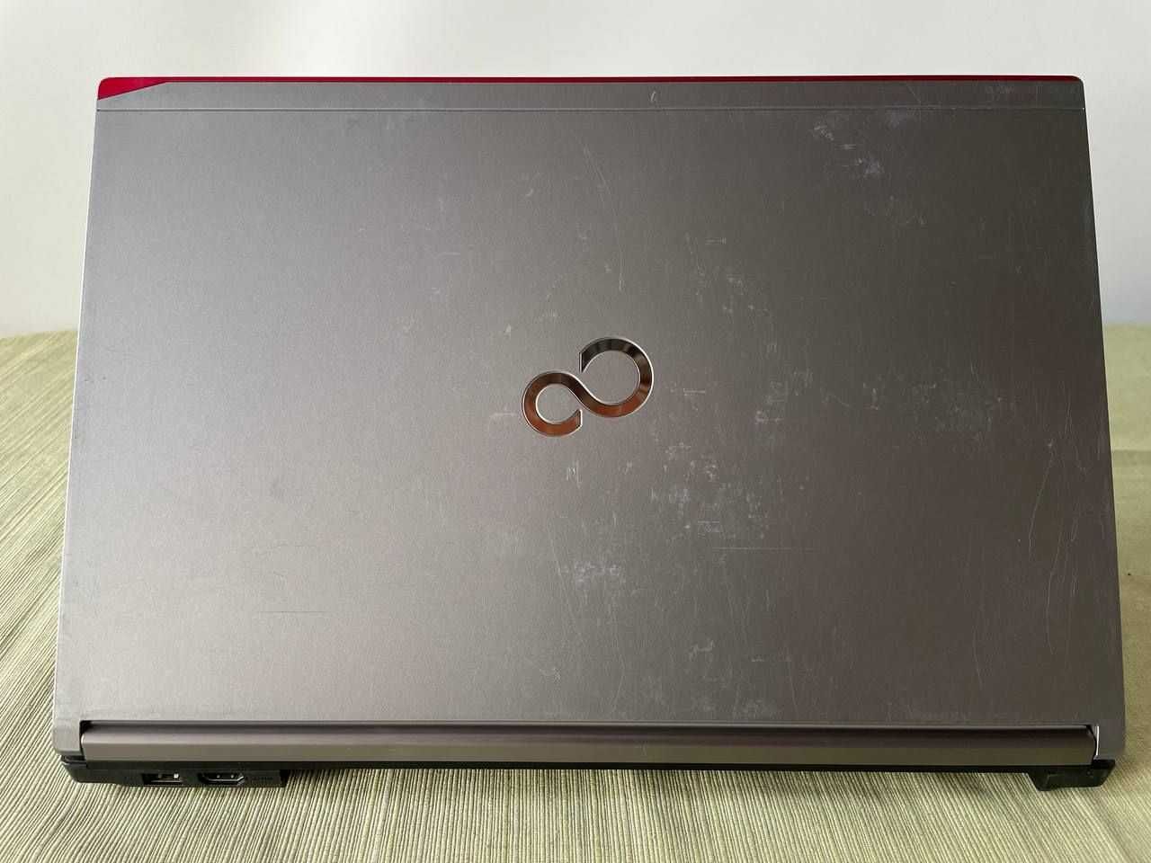 Ноутбук Fujitsu LifeBook E756 i5-6300U 15.6" FullHD IPS |RAM-8Gb|SSD-0