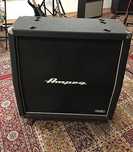 Coluna Ampeg V412TV com V30