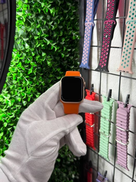 Apple Watch SE40mm Gold SE2020/21 WatchMania Найбільший Вибір