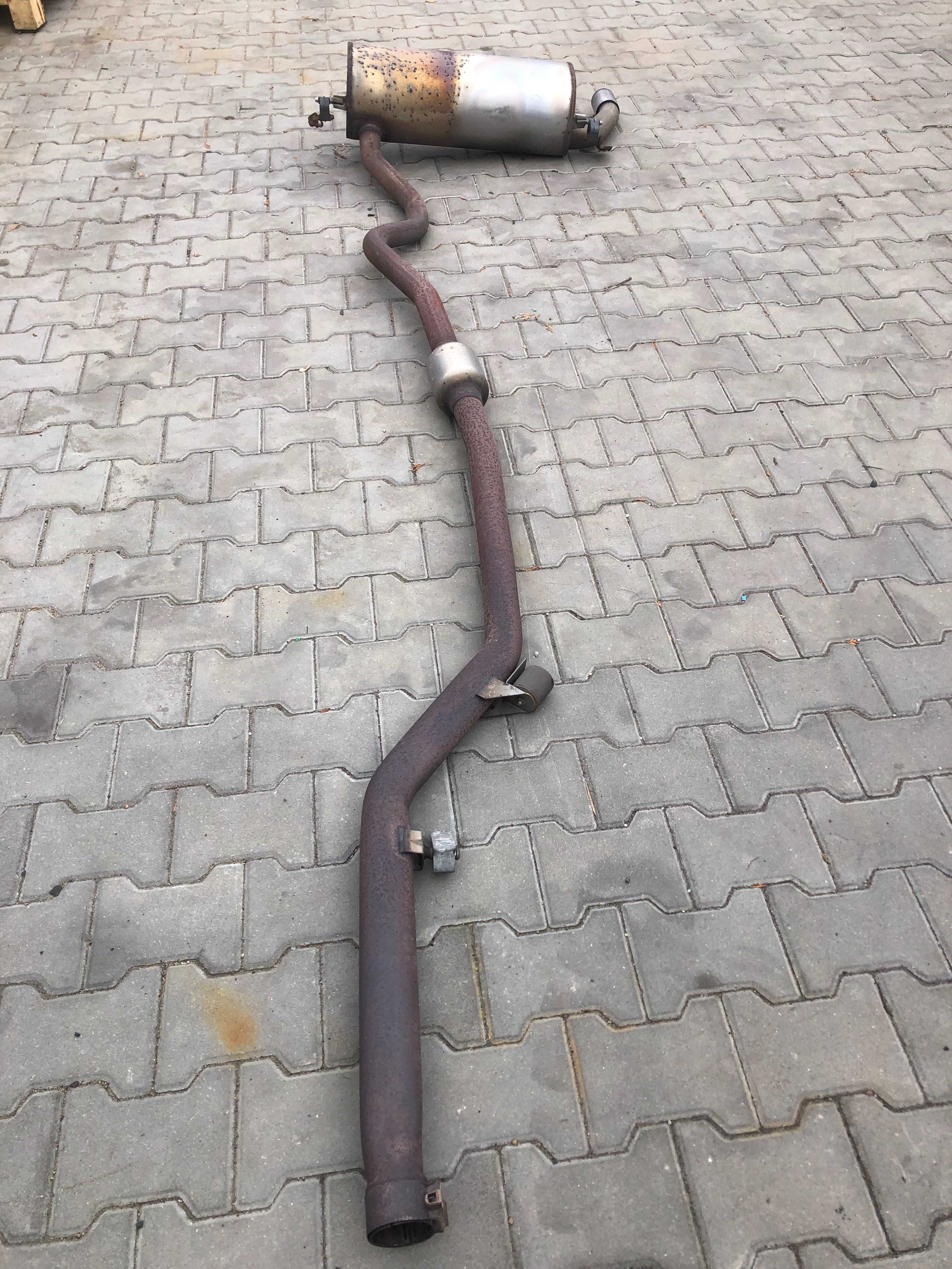 Wydech Tlumik Tłumiki BMW F30 F31 F32 320i