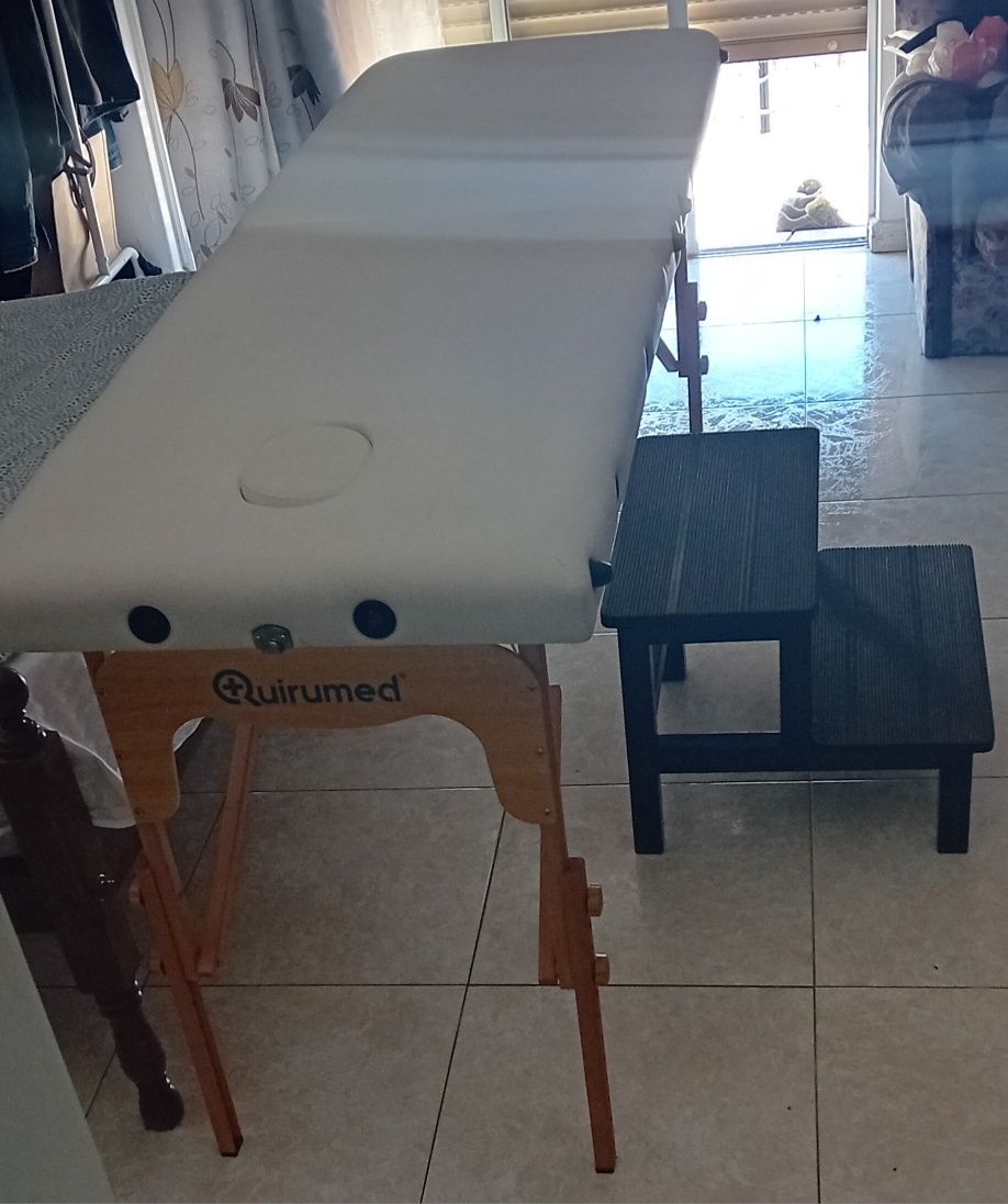 Marquesa branca portátil + escada