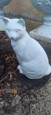 Rzeźba betonowe koty