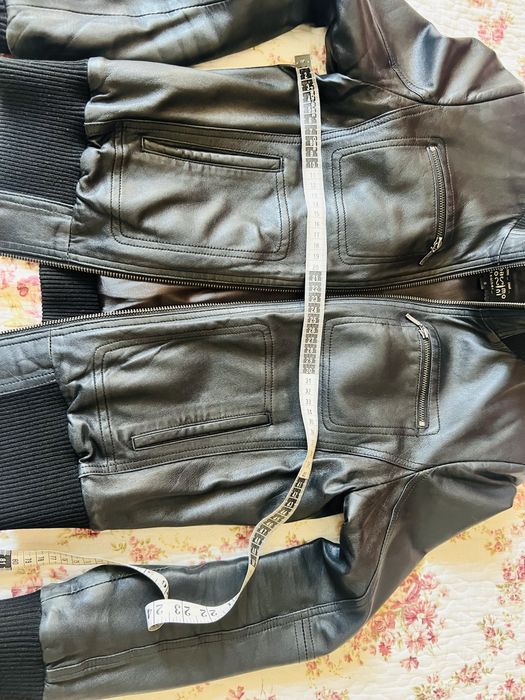 Куртка-бомбер шкіряна жіноча розмір S