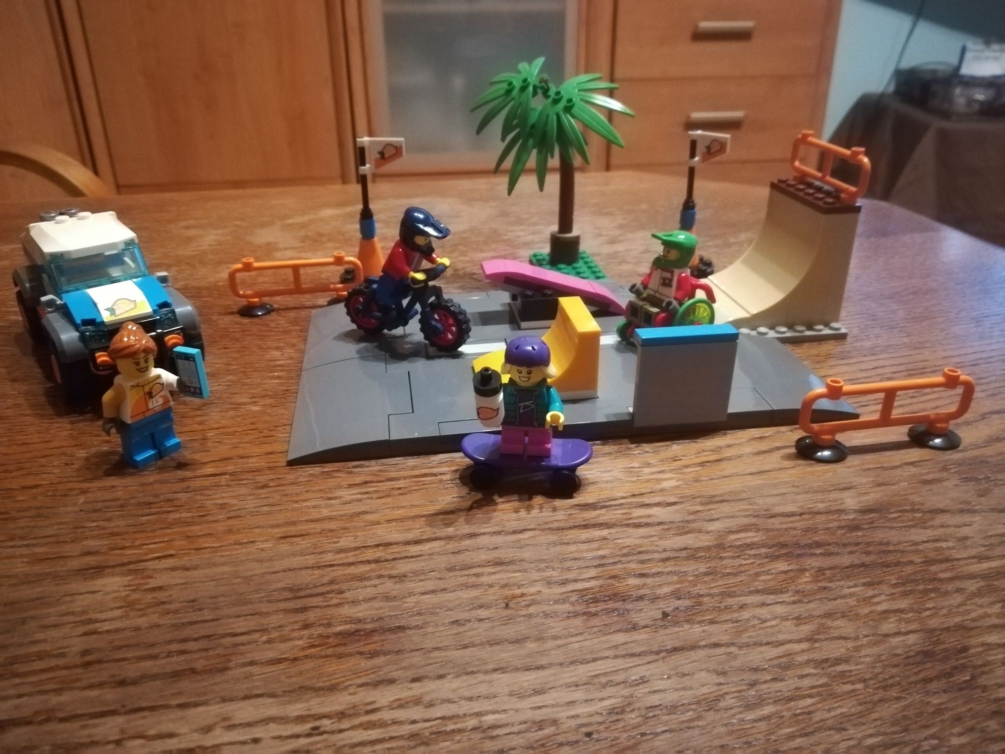 LEGO City 60290 Skatepark