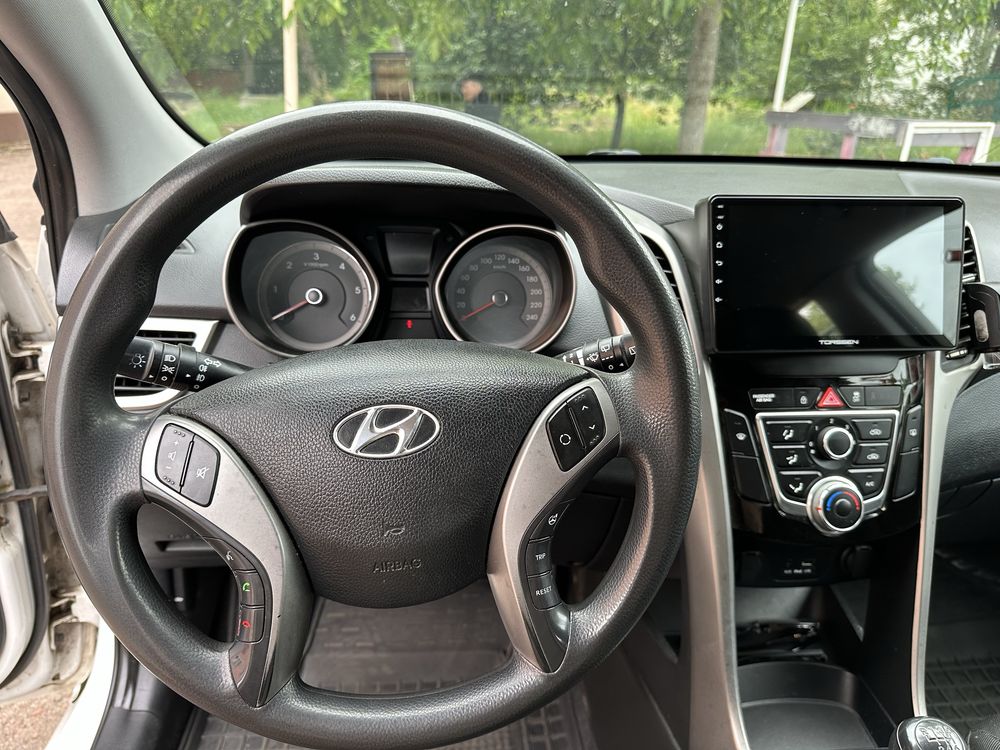 Hyundai I30 1.6 дизель торг