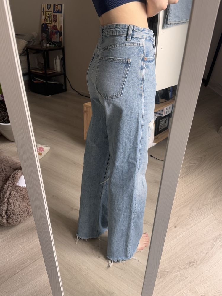 Джинси рвані zara