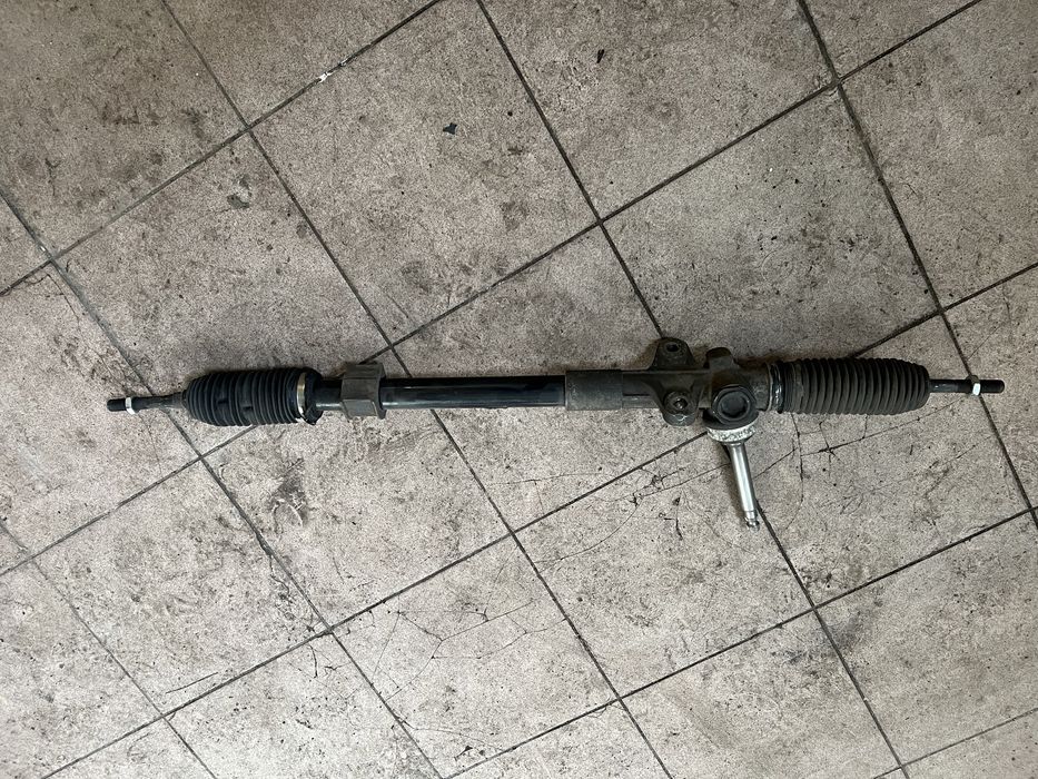 рульова  рейка Kia sportage 565002S000 hyundai tucson