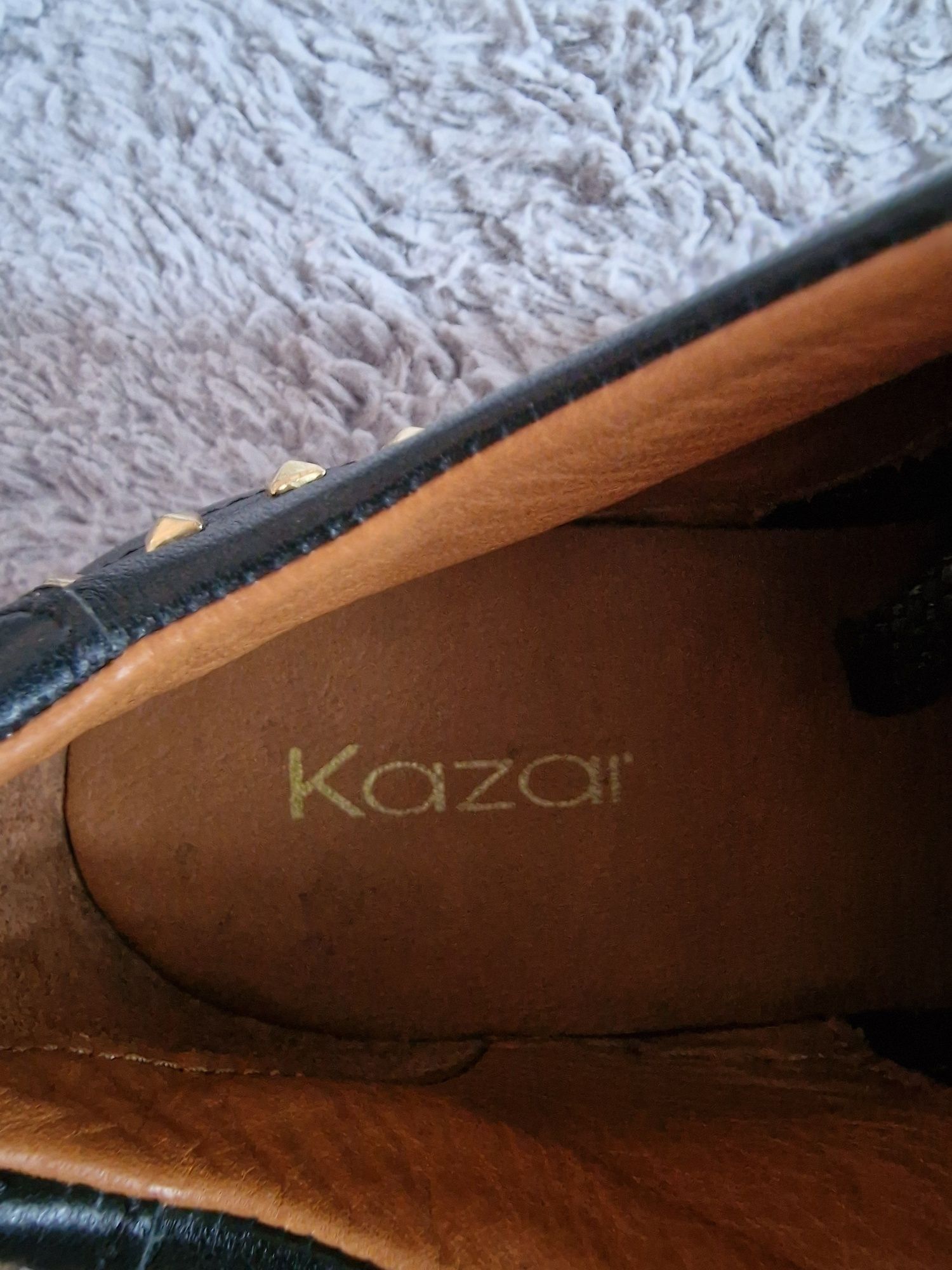 Нові мокасіни kazar