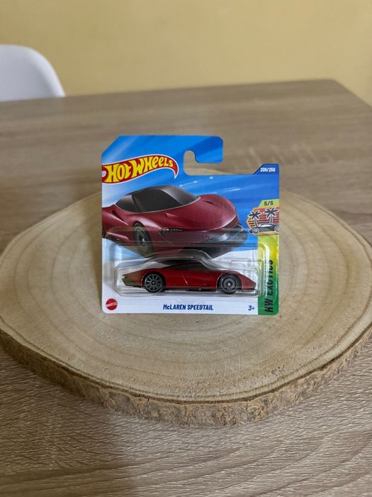Miniatura Hot Wheels Mclaren SPEEDTAIL