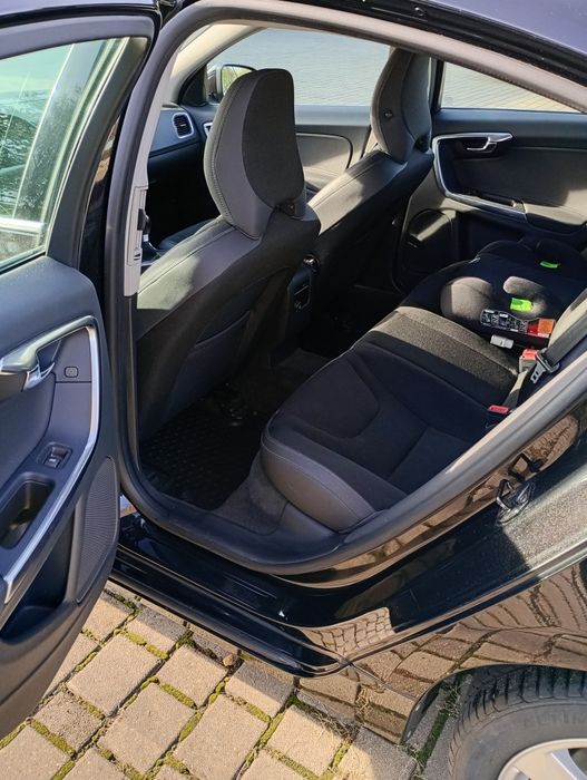 Volvo S60 II 2.0 163 km