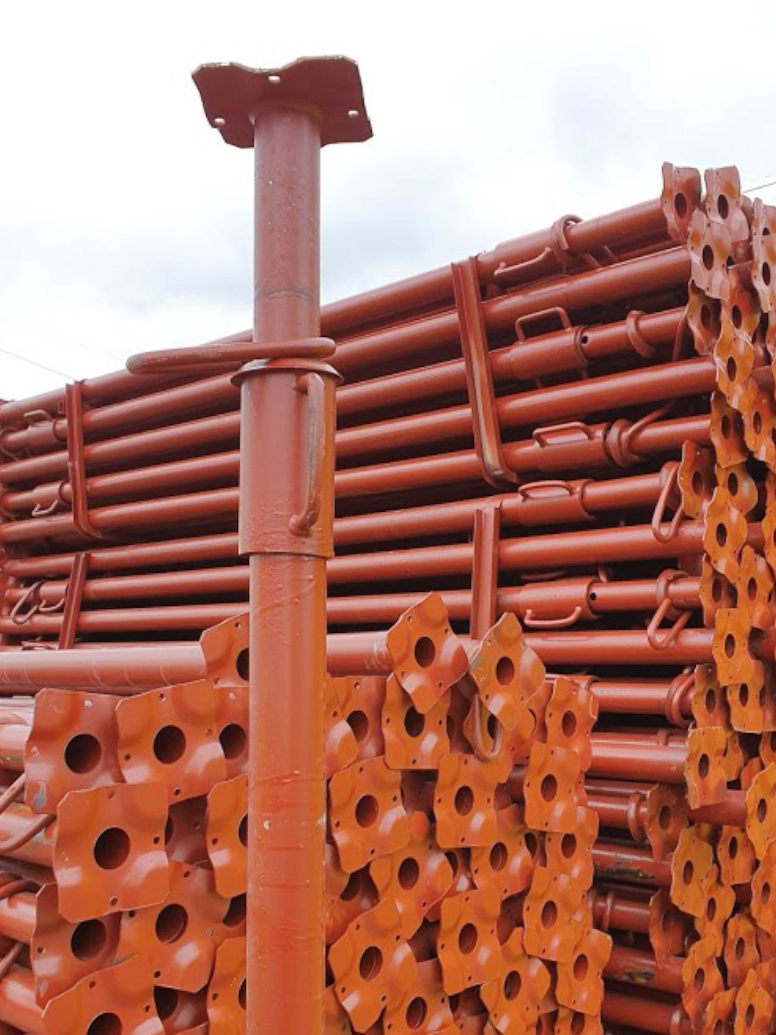 Sztyce lakierowane podpory  stemple budowalne 10kN 3,6m
