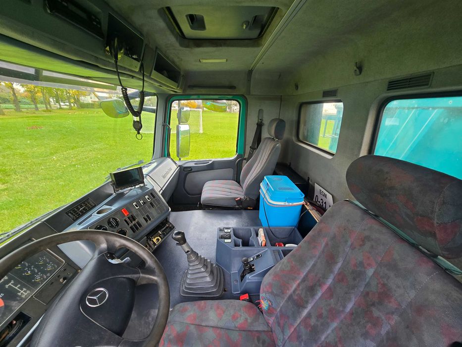 Mercedes Actros 3340