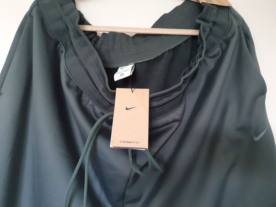 Спортивні термоштани Nike