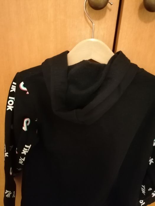 Camisola com capuz