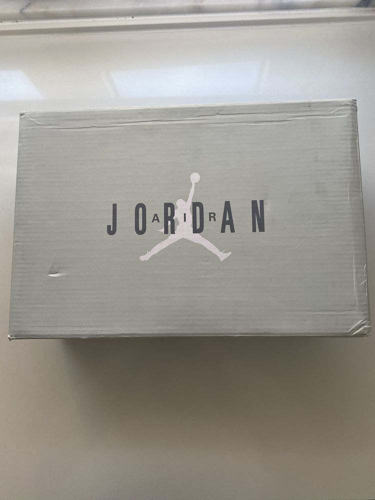 Jordan 11 Cool Grey