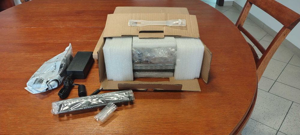 Komputer przemysłowy CELERON  N3050 4GB SSD 32GB