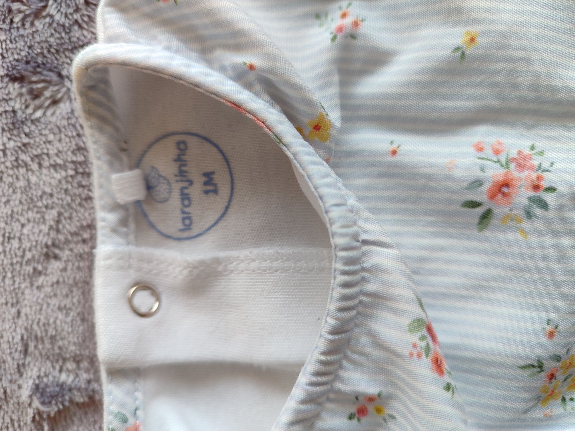 Babygrow da marca Laranjinha